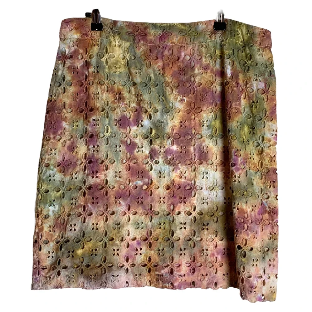 Handmade Y2K Mini Skirt Sunny Leigh Size 12 Pink Green Dyed Eyelet Flowers